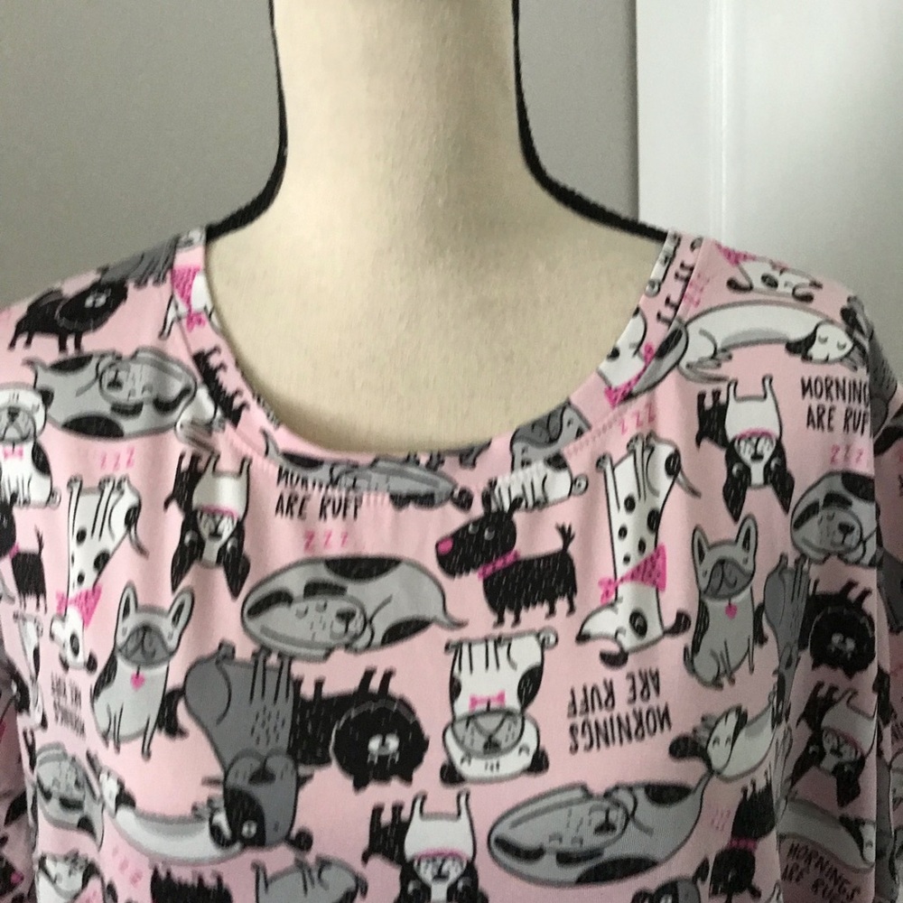 ❤️3X20 Secret Treasures Women's Pink Dogs Print Short Sleeve Top | 3X